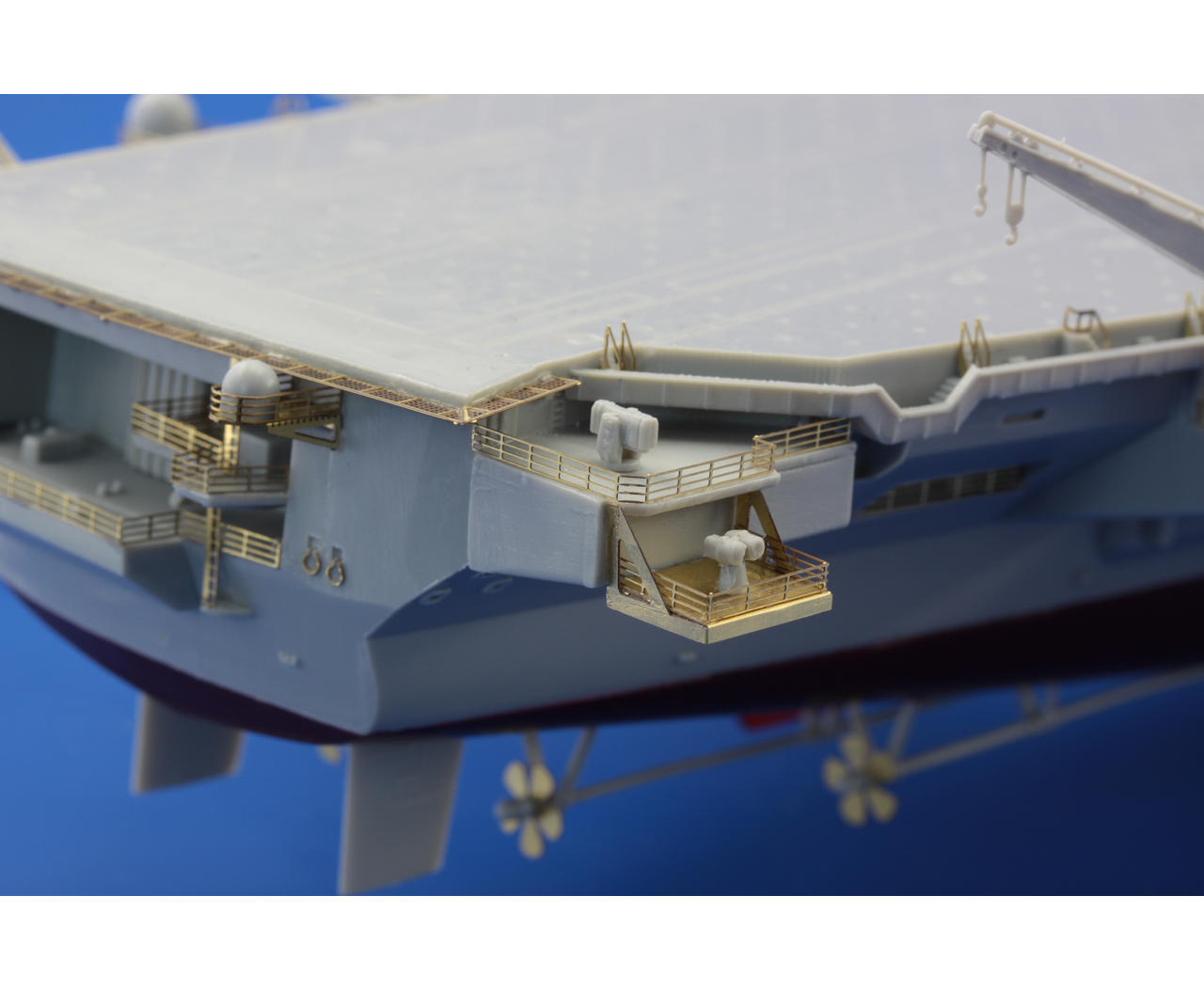 Amazon | エデュアルド 1/350 USS ニミッツ CVN-68 エッチング