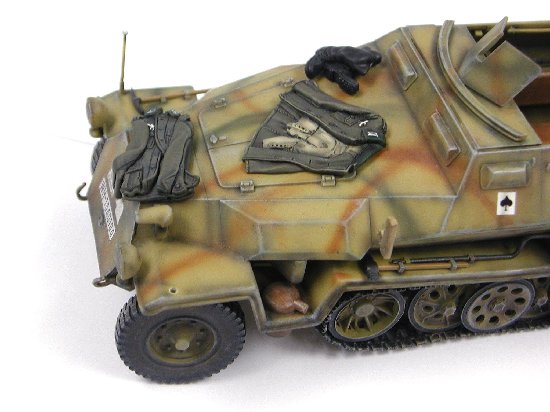 DRAGON Sd.Kfz. 251/1 Ausf. C リベットバージョン ドラゴン Sd.Kfz.251/1 C型 装甲兵員輸送車 (リペットタイプ） 1/35 39