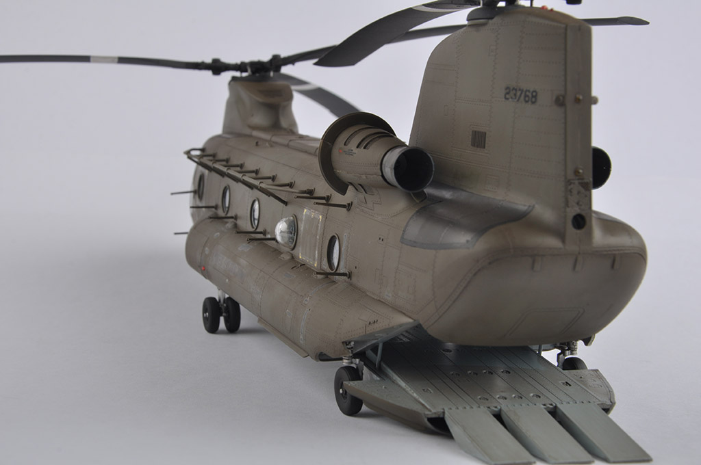 CH-47D Chinook Hobby Boss 81773 CH-47D Chinook Hobby Boss 81773